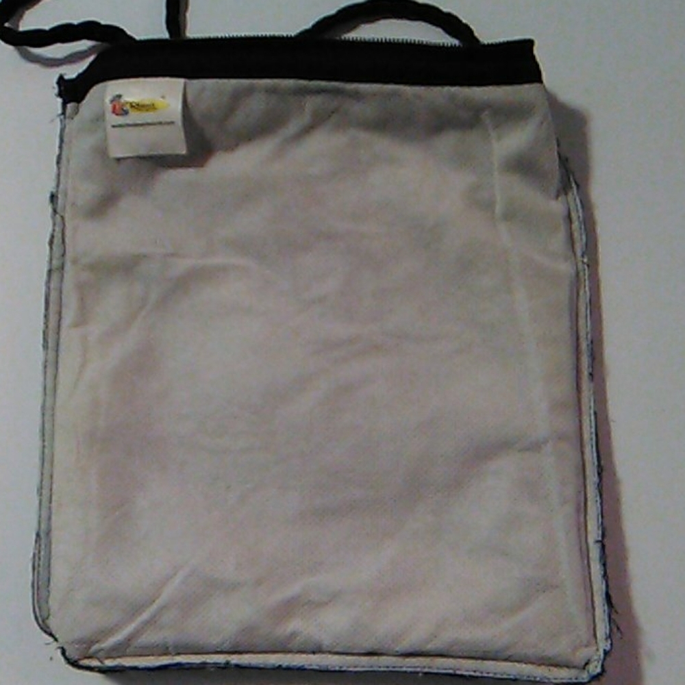 Black Cloth Beaded and Sequence Bag - Picture 6 of 8
